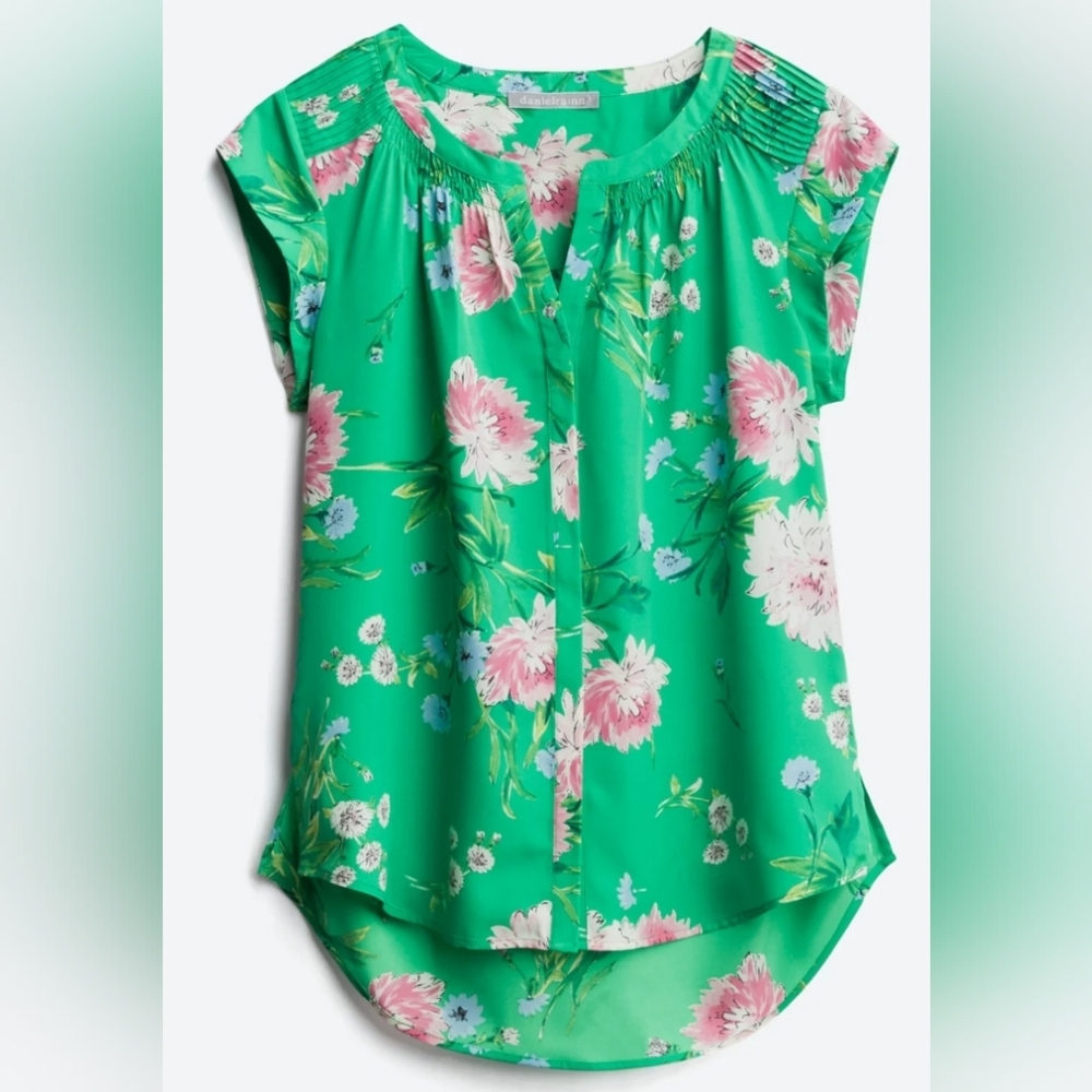 DANIEL RAINN Pleat Detail Blouse L